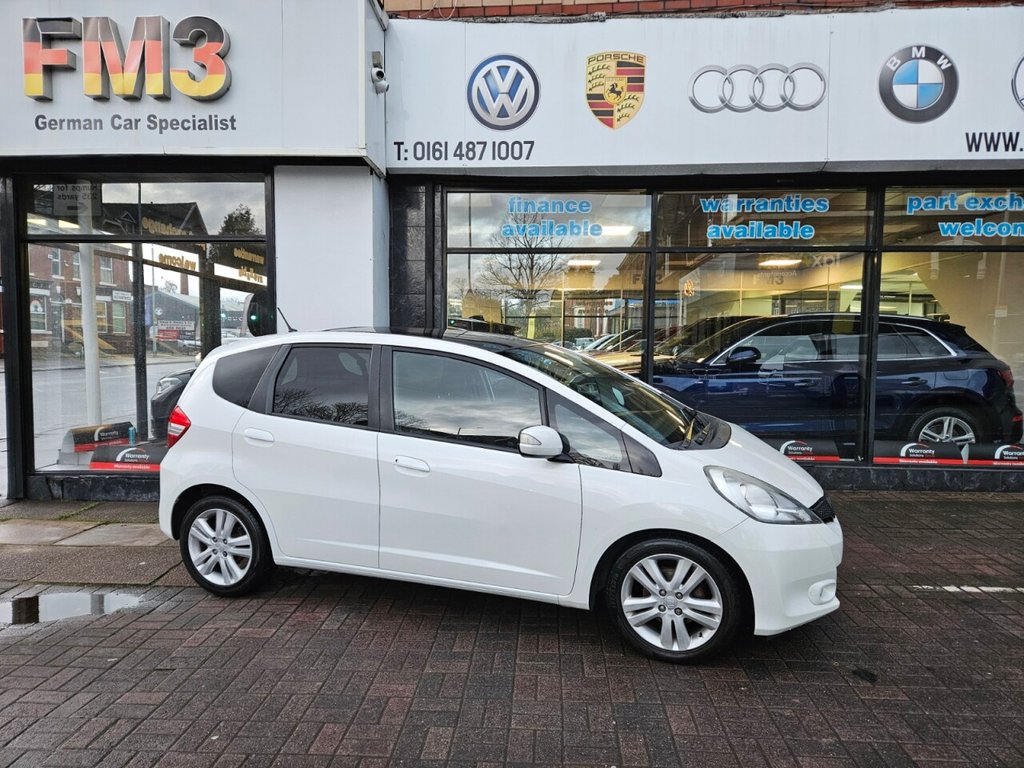 Used Honda Jazz 2013 for sale - 76867613: Photo 3