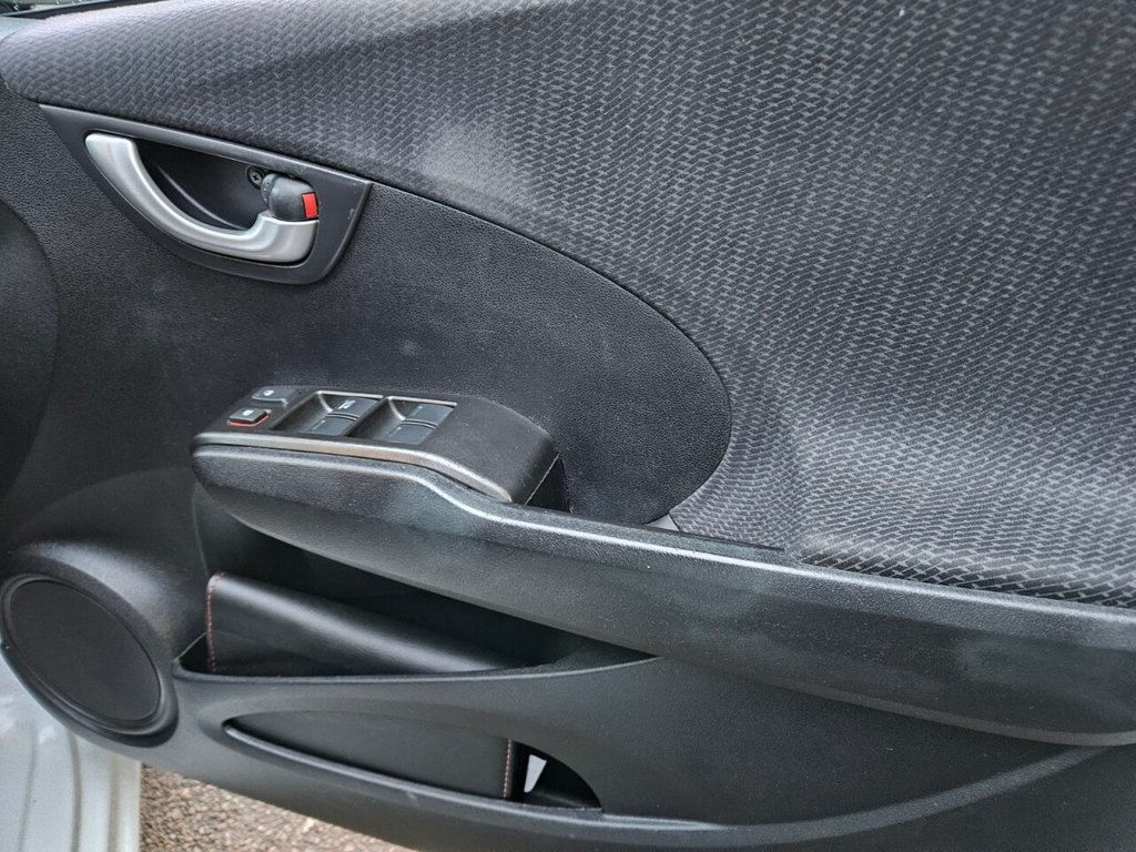 Used Honda Jazz 2013 for sale - 76867613: Photo 33