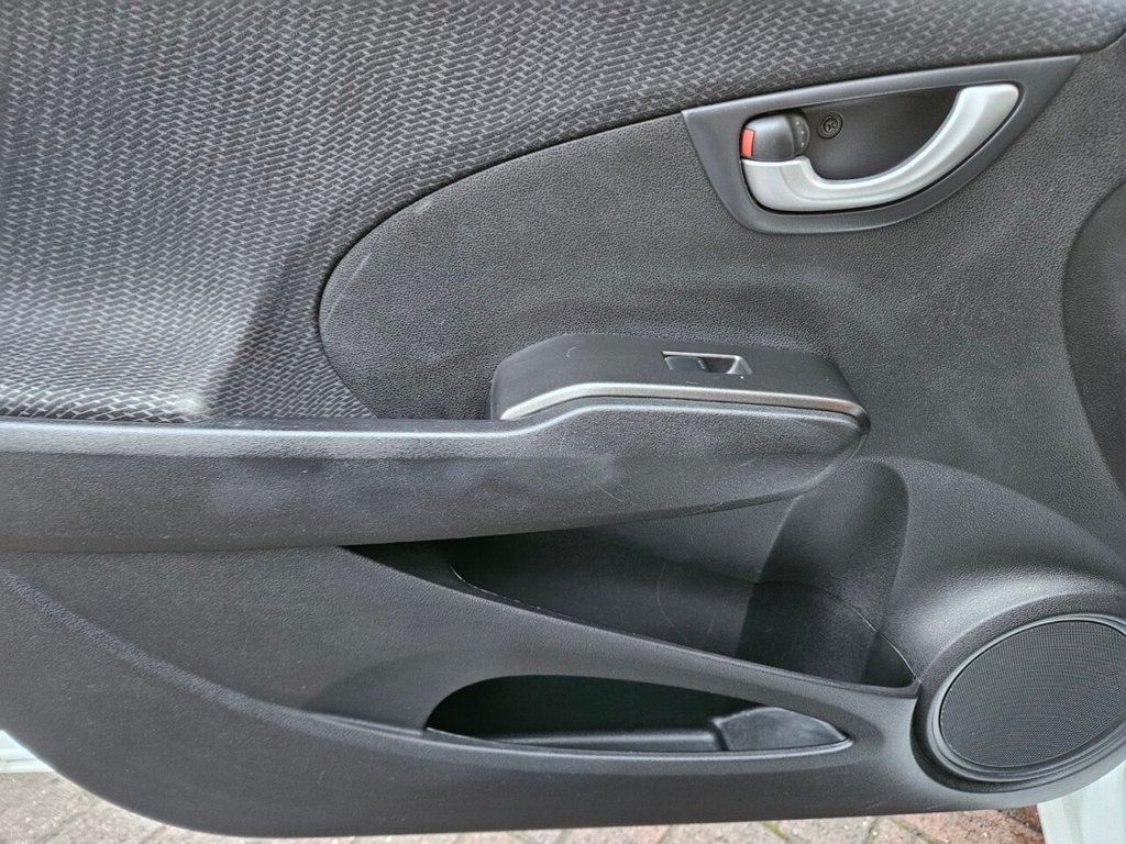 Used Honda Jazz 2013 for sale - 76867613: Photo 34