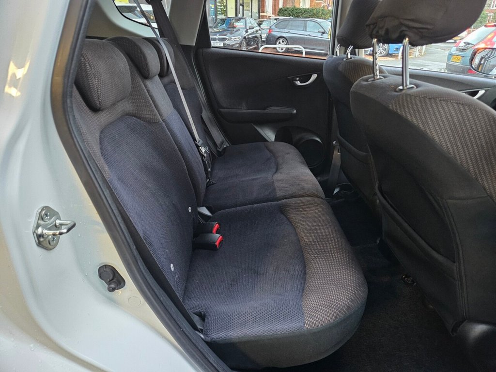 Used Honda Jazz 2013 for sale - 76867613: Photo 8