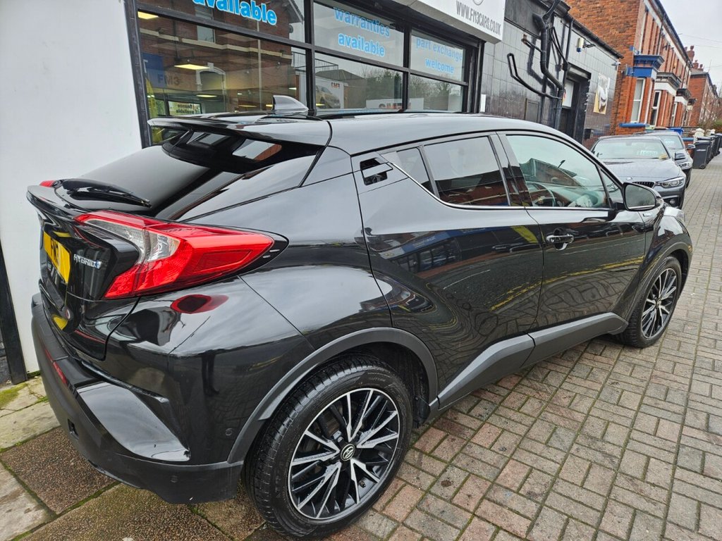 Used Toyota C-HR 2018 for sale - 77571392: Photo 21