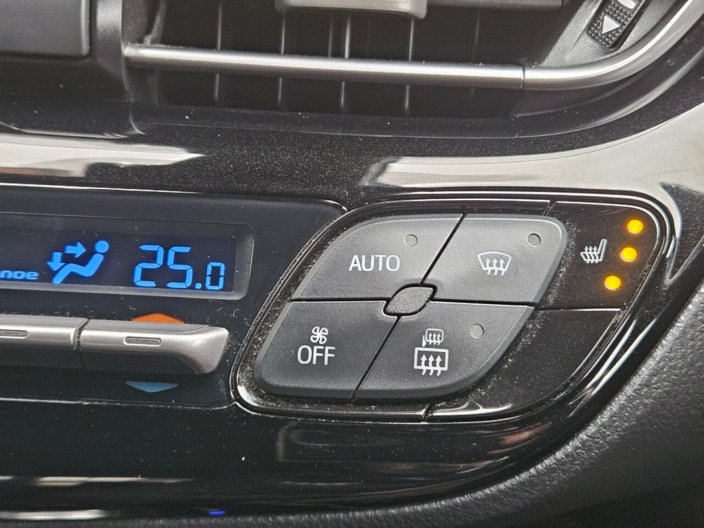 Used Toyota C-HR 2018 for sale - 77571392: Photo 34