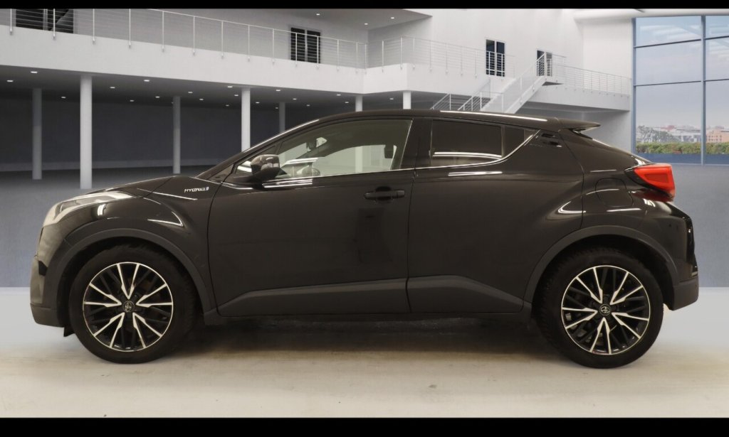 Used Toyota C-HR 2018 for sale - 77571392: Photo 5