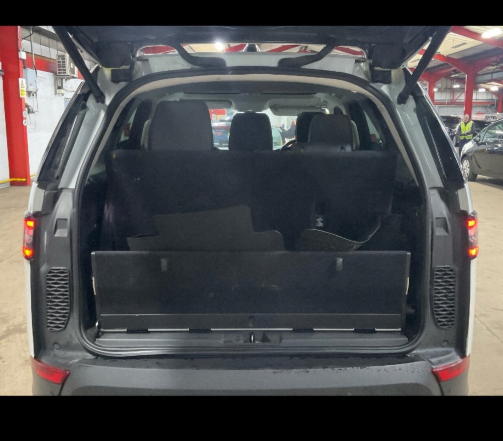 Used Land Rover Discovery 2018 for sale - 78017999: Photo 12