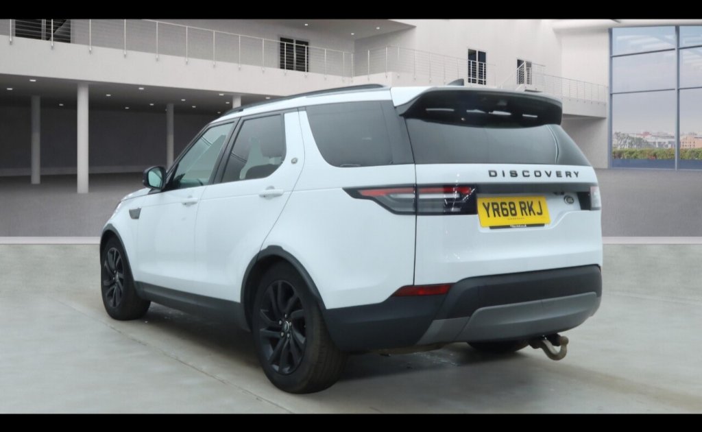 Used Land Rover Discovery 2018 for sale - 78017999: Photo 3