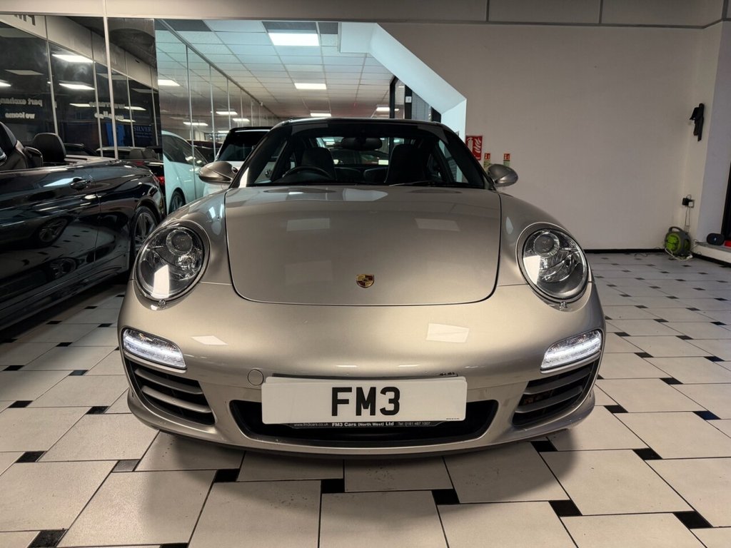 Used Porsche 911 2011 for sale - 77632090: Photo 10