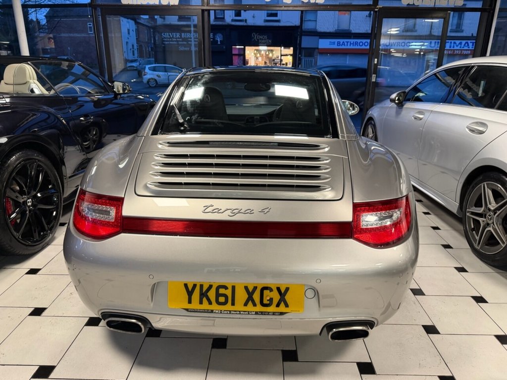 Used Porsche 911 2011 for sale - 77632090: Photo 11