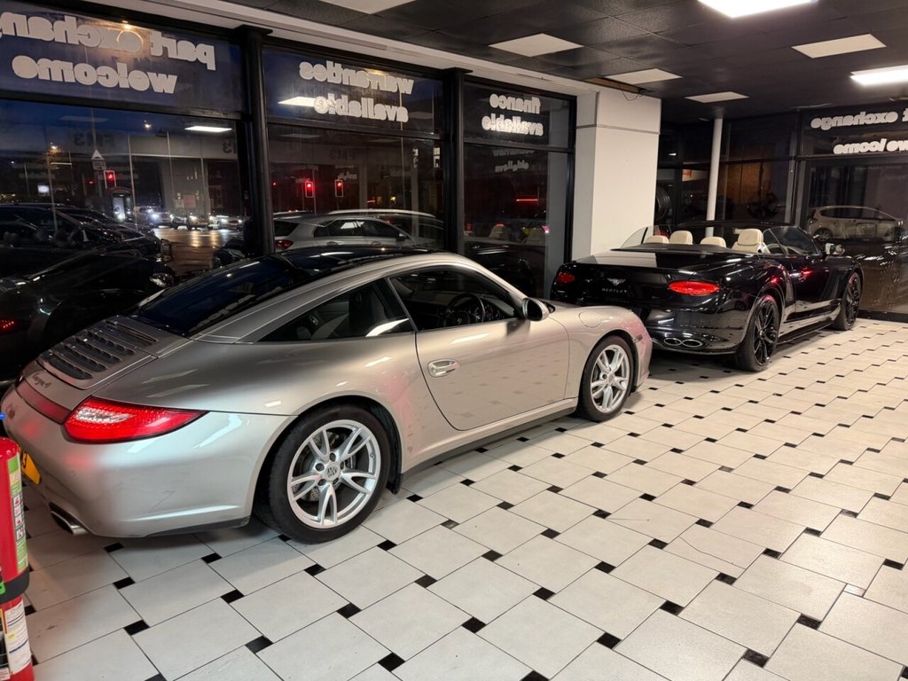 Used Porsche 911 2011 for sale - 77632090: Photo 13