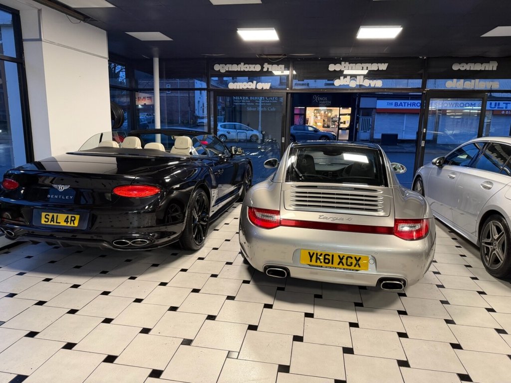 Used Porsche 911 2011 for sale - 77632090: Photo 14