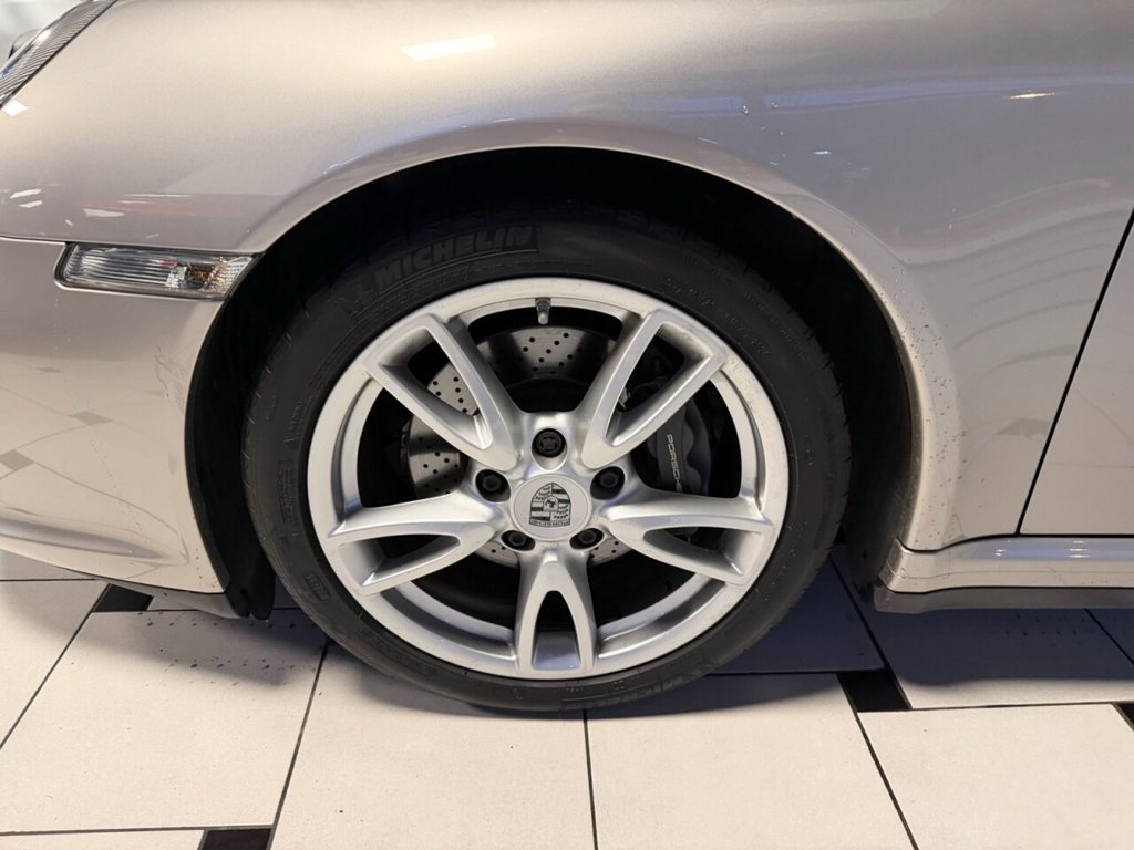 Used Porsche 911 2011 for sale - 77632090: Photo 32