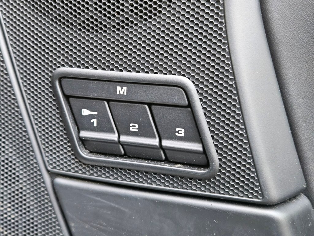 Used Porsche 911 2011 for sale - 77632090: Photo 37