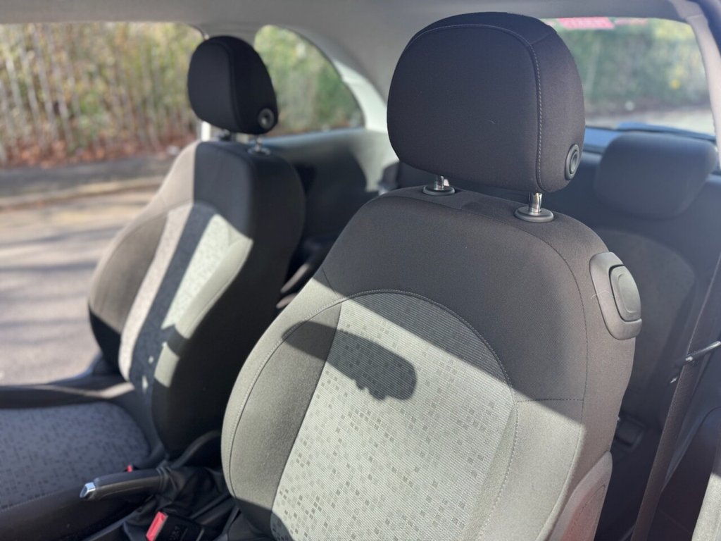 Used Vauxhall ADAM 2014 for sale - 77936845: Photo 44