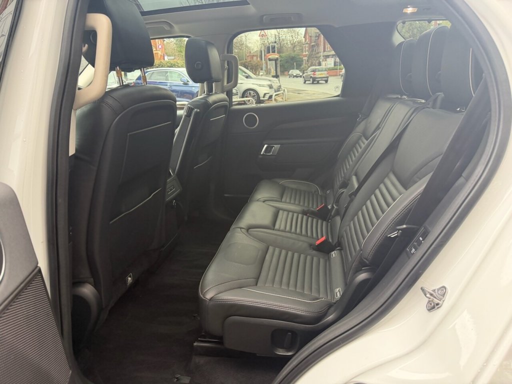 Used Land Rover Discovery 2018 for sale - 78016817: Photo 17