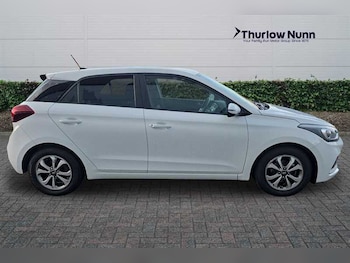 Used Hyundai i20 2019 for sale - 77513244: Photo