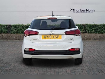Used Hyundai i20 2019 for sale - 77513244: Photo
