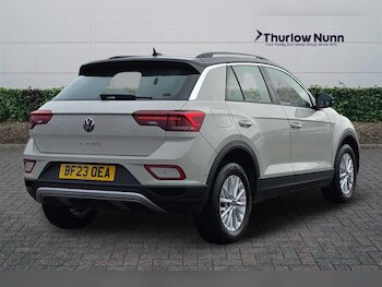 Used Volkswagen T-Roc 2023 for sale - 77513363: Photo