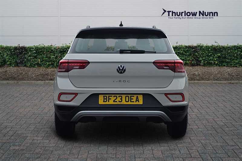Used Volkswagen T-Roc 2023 for sale - 77726259: Photo 4