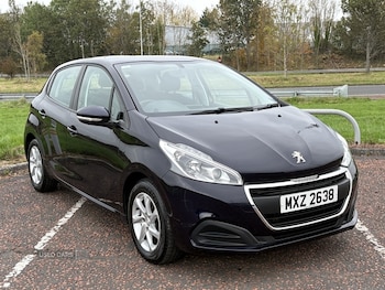 Peugeot - 208
