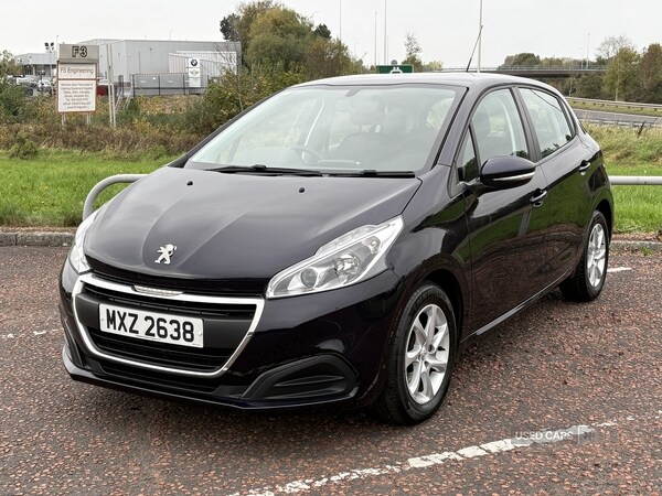 Used Peugeot 208 2018 for sale - 76315304: Photo 2