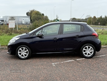 Used Peugeot 208 2018 for sale - 76315304: Photo 3