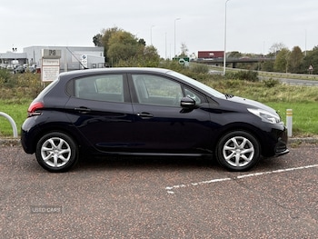 Used Peugeot 208 2018 for sale - 76315304: Photo 4