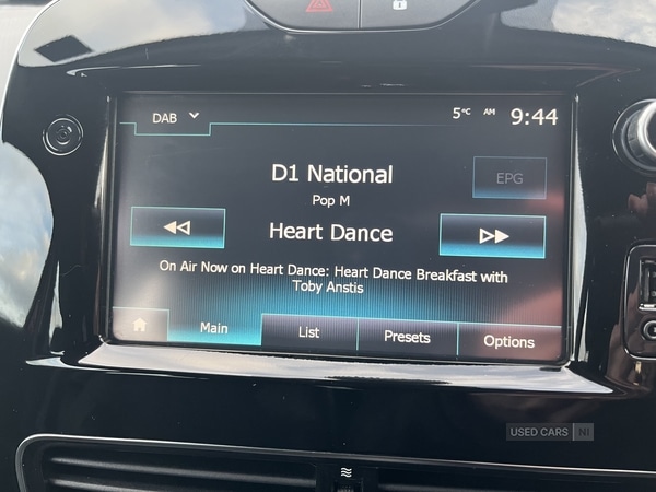 Used Renault Clio 2017 for sale - 77321230: Photo 11