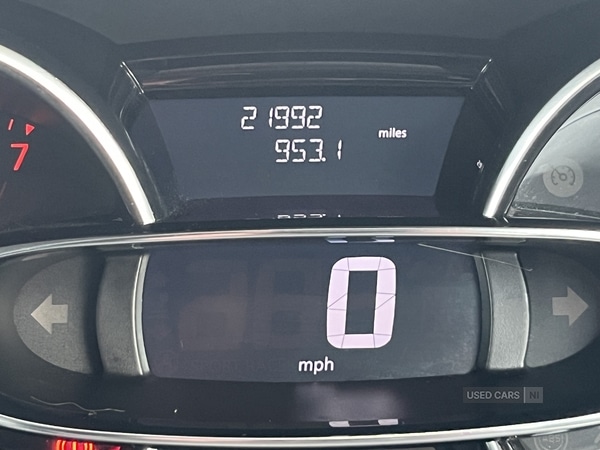 Used Renault Clio 2017 for sale - 77321230: Photo 9