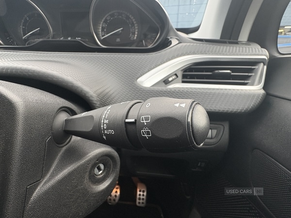 Used Peugeot 2008 2017 for sale - 76486196: Photo 32