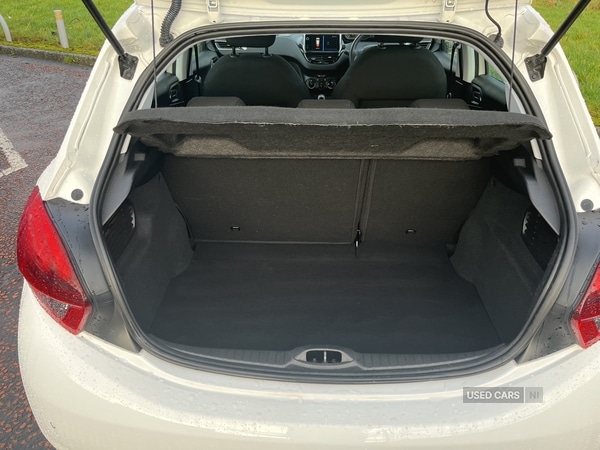 Used Peugeot 208 2018 for sale - 77321177: Photo 26