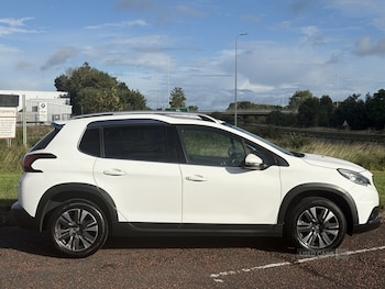 Used Peugeot 2008 2017 for sale - 75942136: Photo