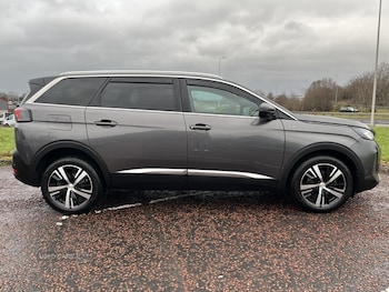 Used Peugeot 5008 2021 for sale - 77332255: Photo