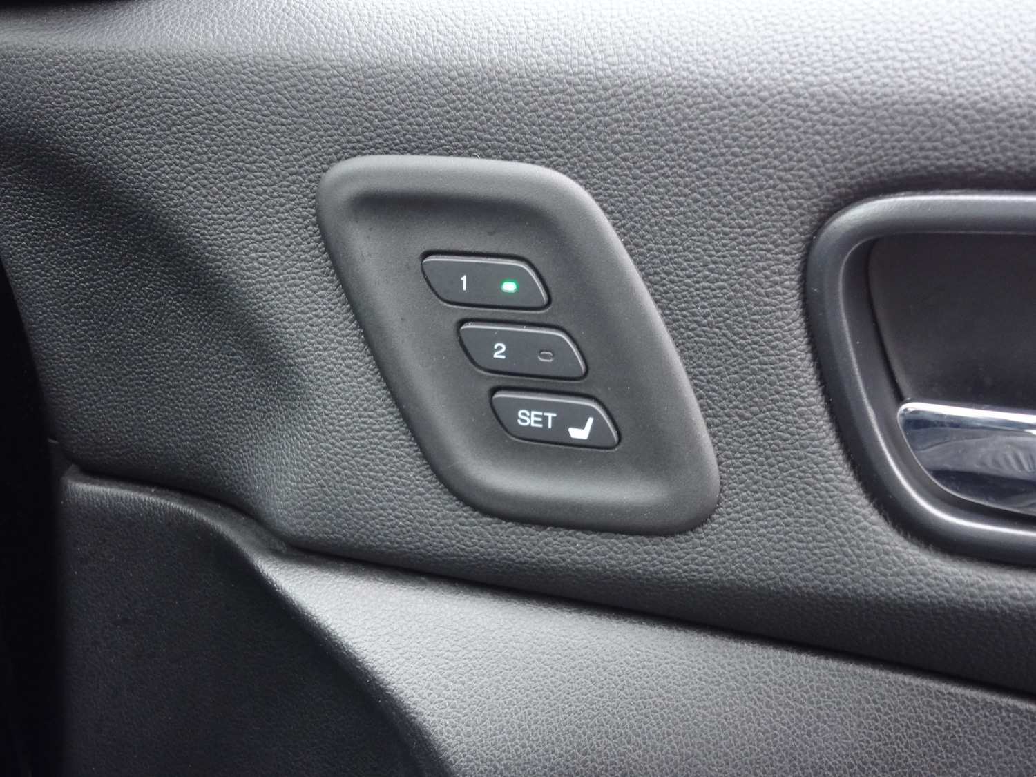 Used Honda CR-V 2015 for sale - 77271076: Photo 14