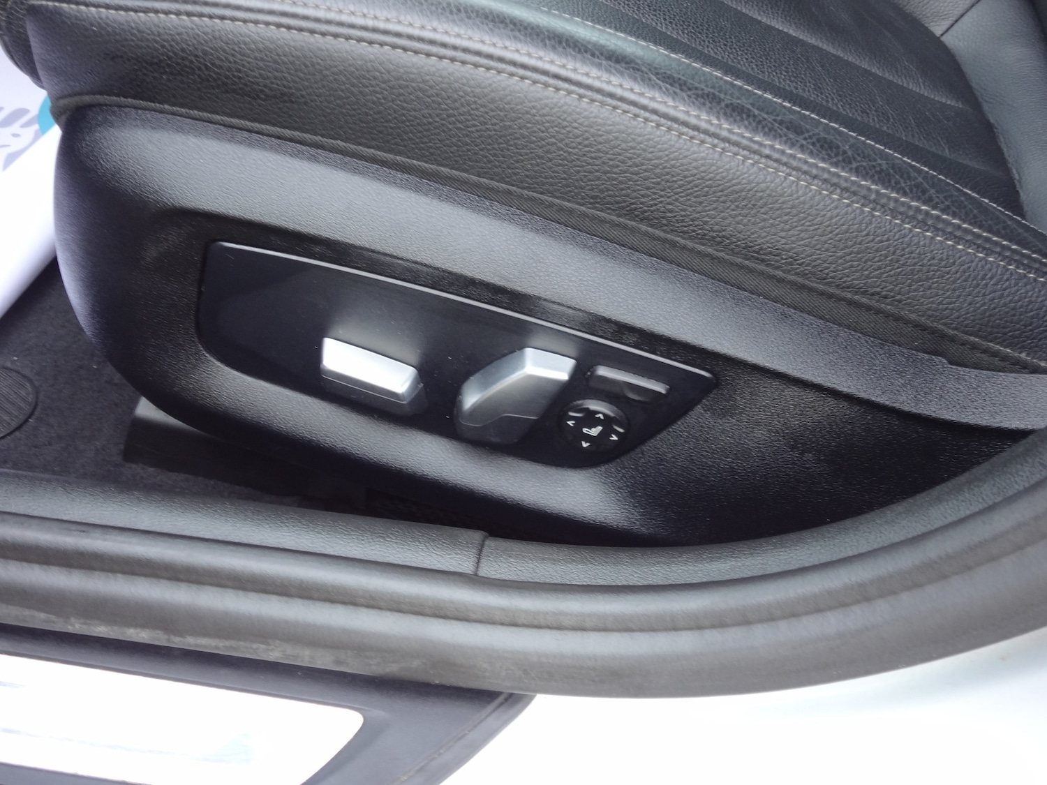 Used BMW 5 Series 2017 for sale - 77148161: Photo 23