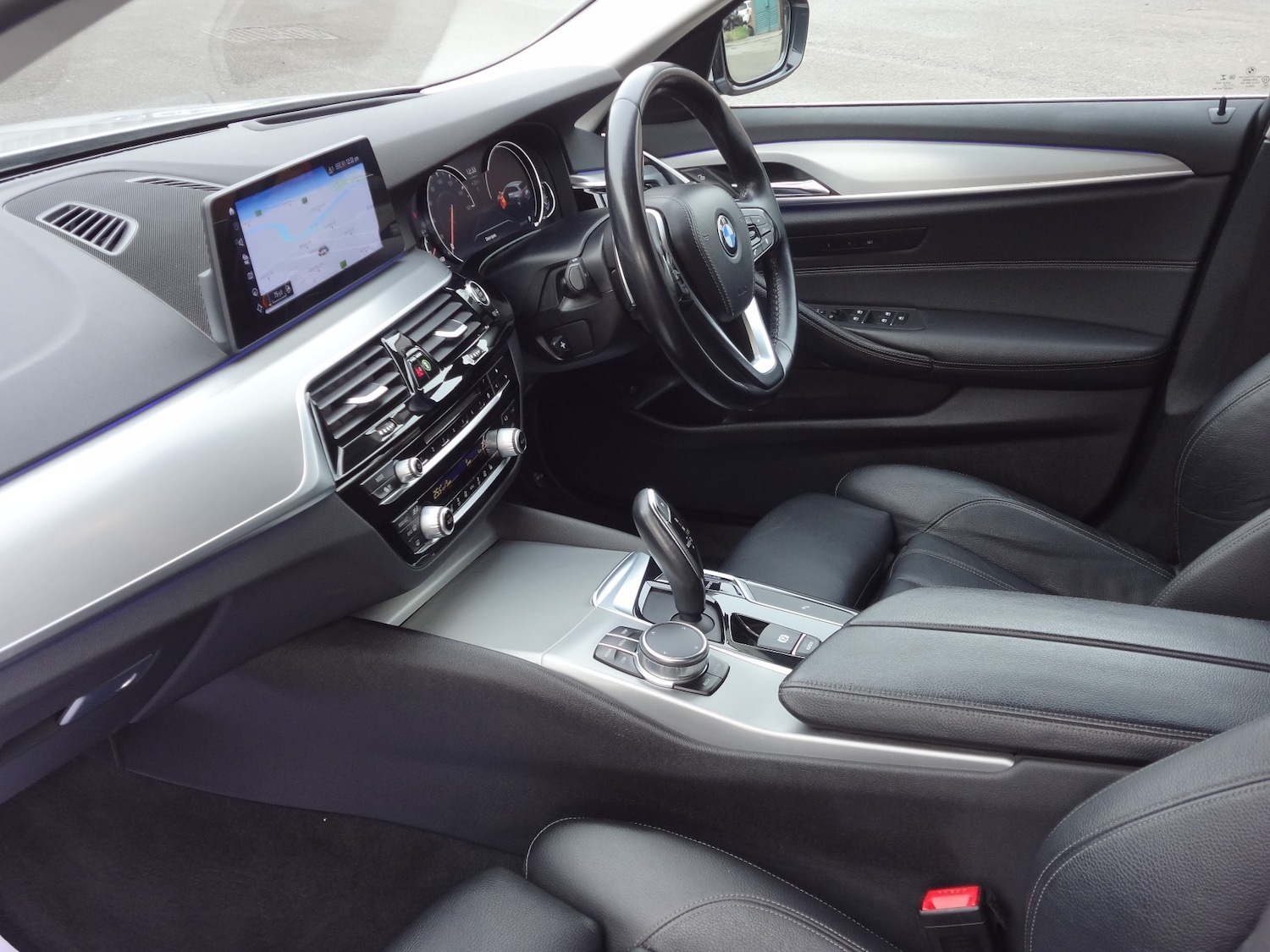 Used BMW 5 Series 2017 for sale - 77148161: Photo 3