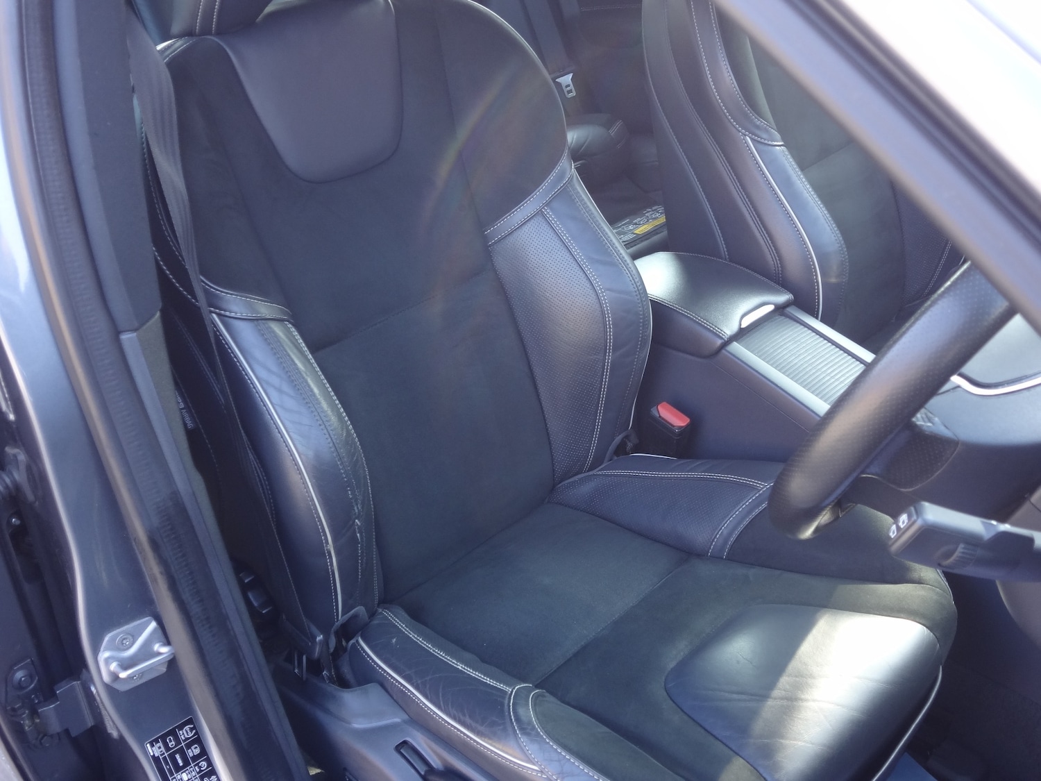 Used Volvo XC60 2016 for sale - 77761762: Photo 15