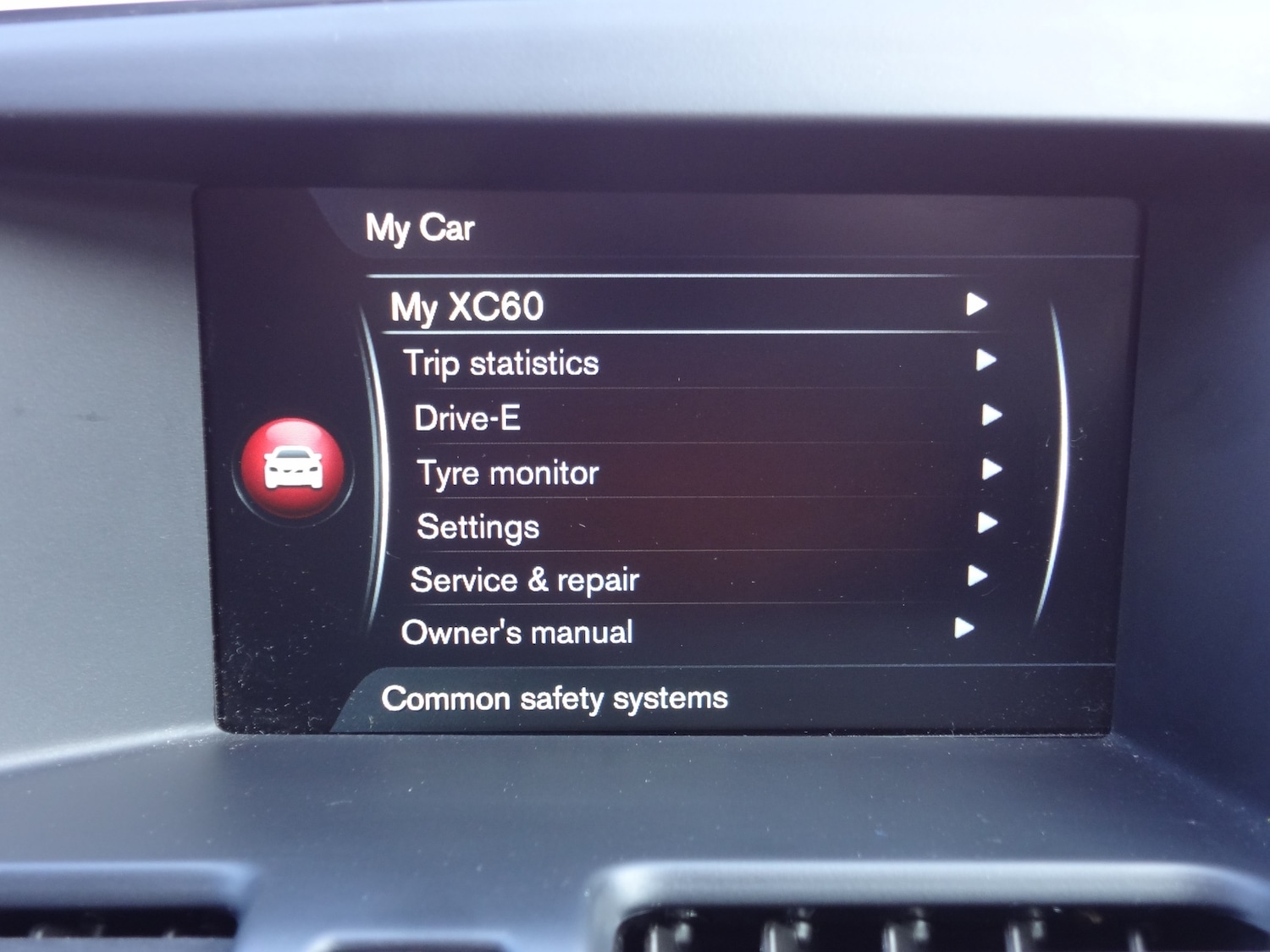 Used Volvo XC60 2016 for sale - 77761762: Photo 17