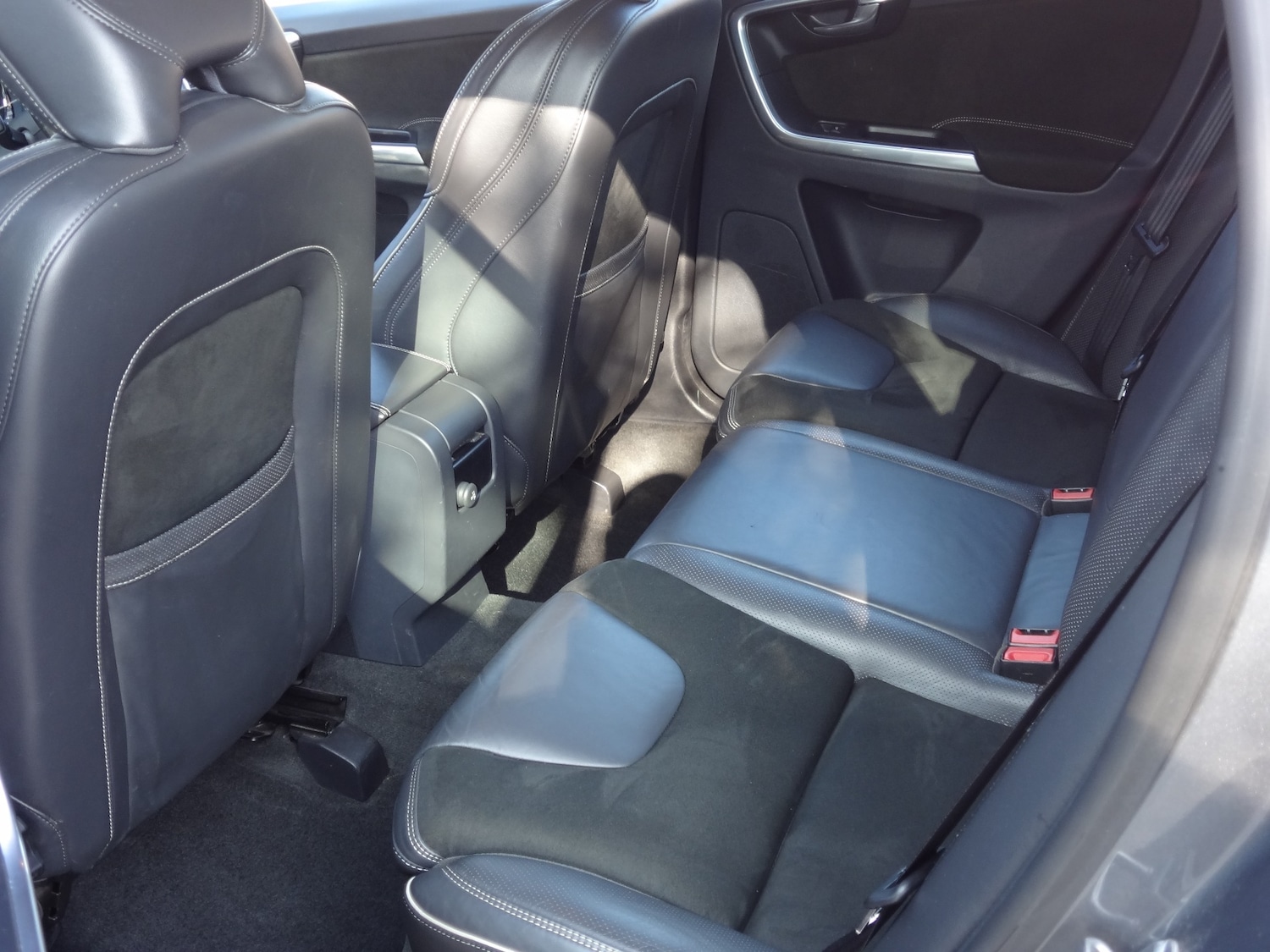 Used Volvo XC60 2016 for sale - 77761762: Photo 9