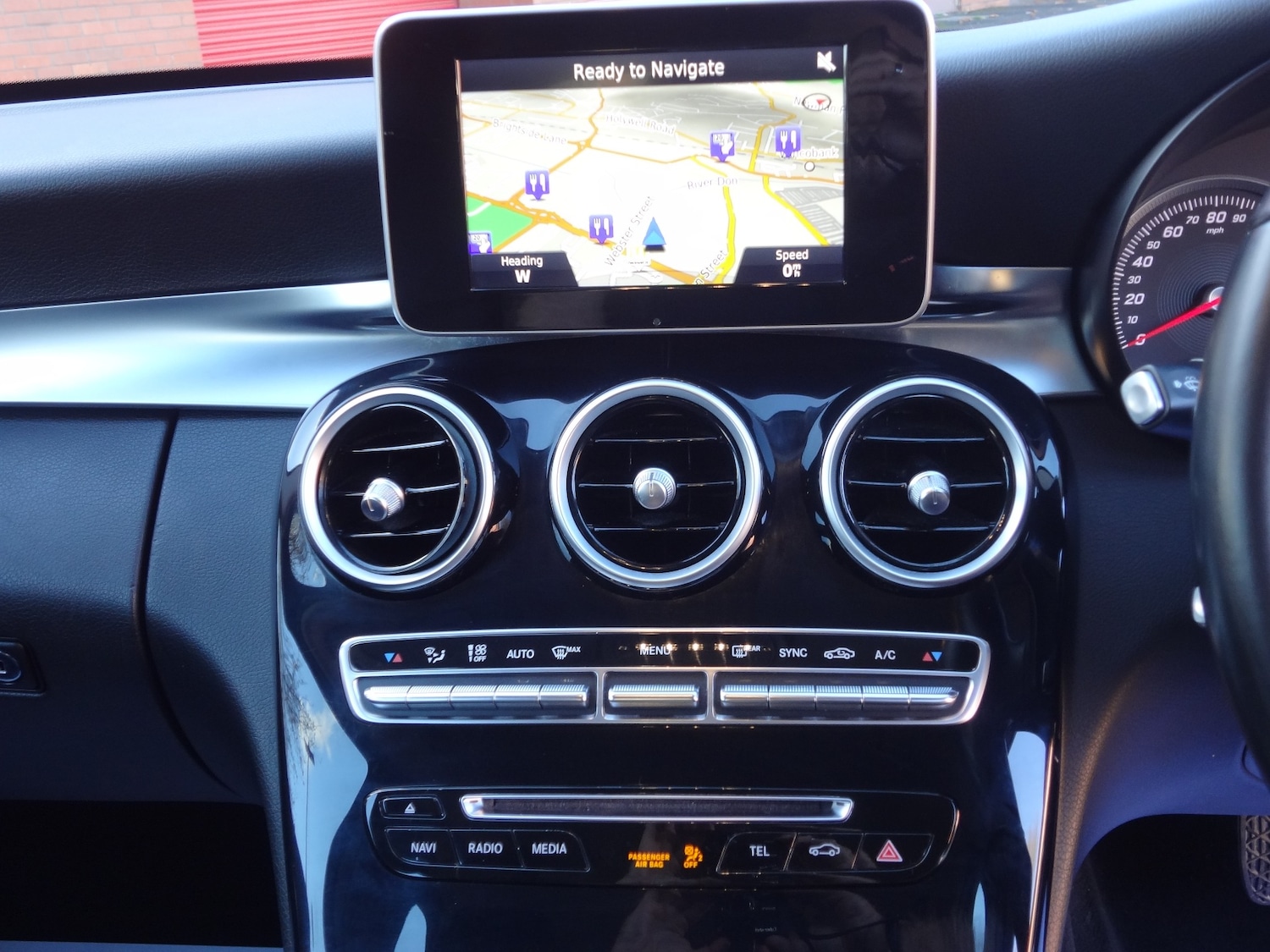 Used Mercedes-Benz C Class 2015 for sale - 76583075: Photo 12