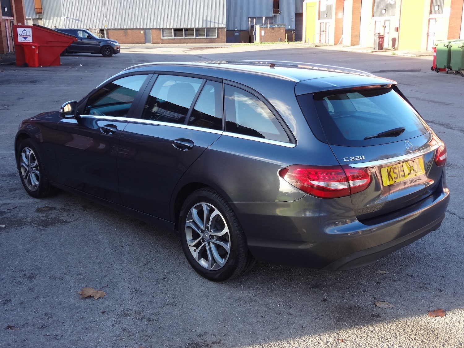 Used Mercedes-Benz C Class 2015 for sale - 76583075: Photo 6