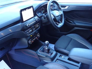 Used Ford Focus 2019 for sale - 76385177: Photo