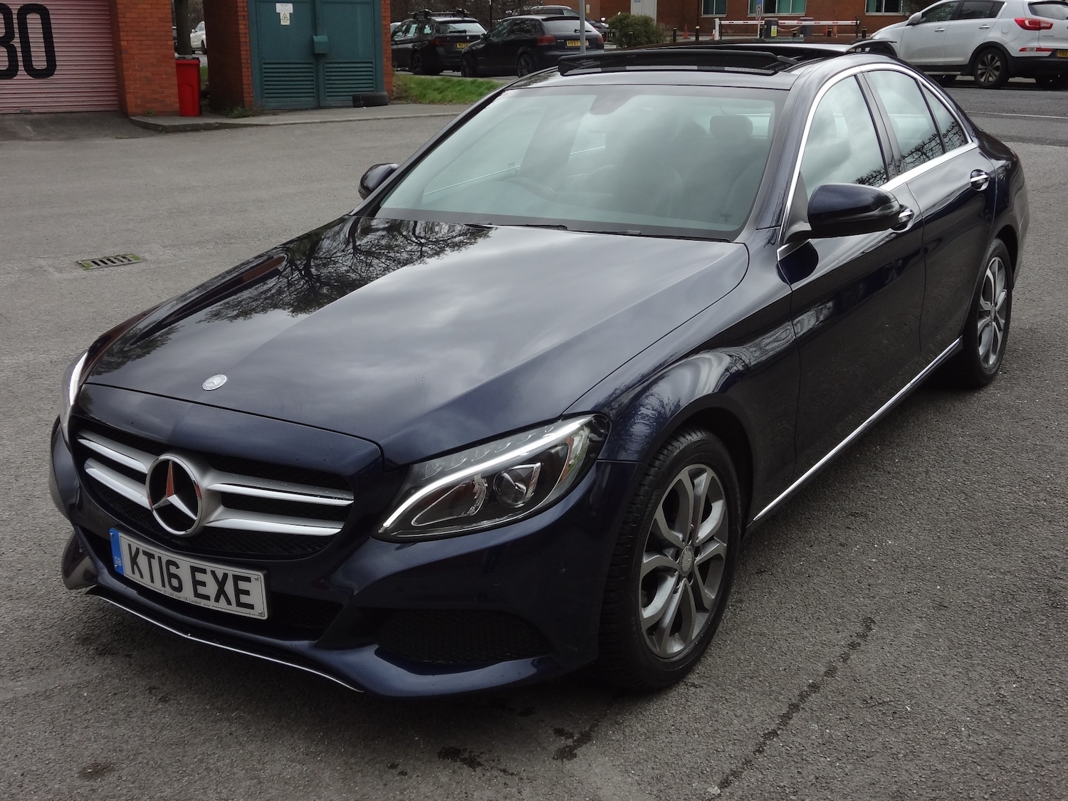 Used Mercedes-Benz C Class 2016 for sale - 78180599: Photo 5