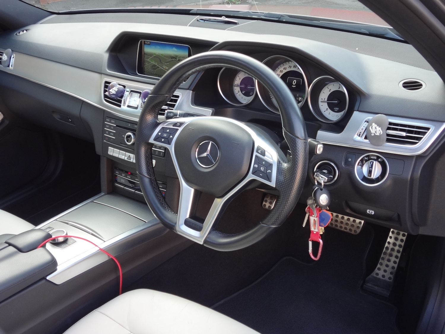 Used Mercedes-Benz E Class 2016 for sale - 76340853: Photo 15