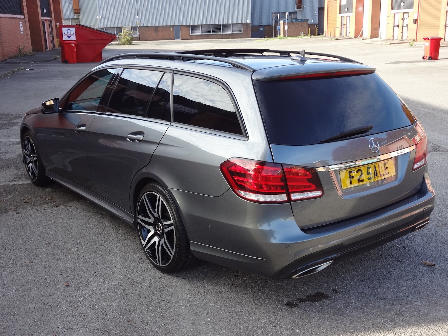 Used Mercedes-Benz E Class 2016 for sale - 76340853: Photo 6