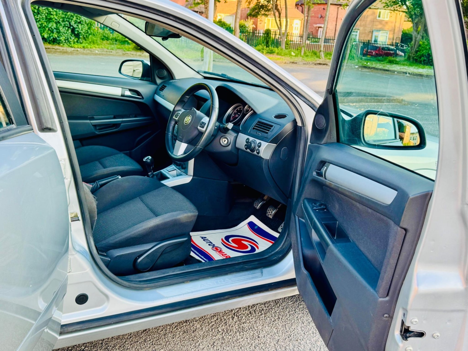 Used Vauxhall Astra for sale - 76592063: Photo 27