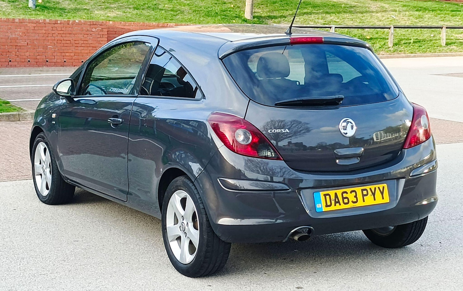 Used Vauxhall Corsa 2014 for sale - 76246647: Photo 4