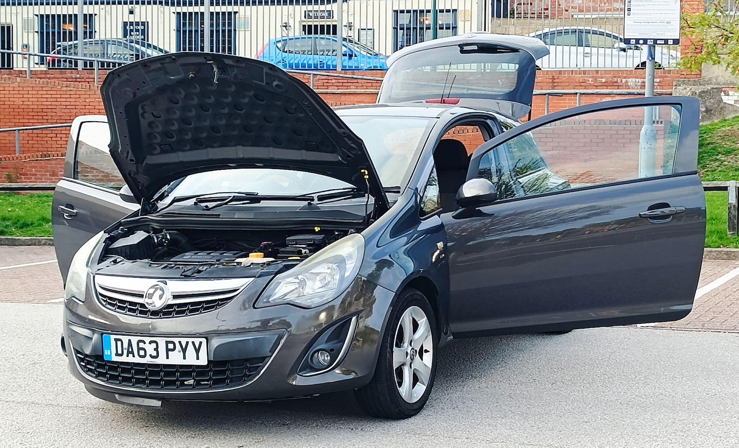 Used Vauxhall Corsa 2014 for sale - 76246647: Photo 8