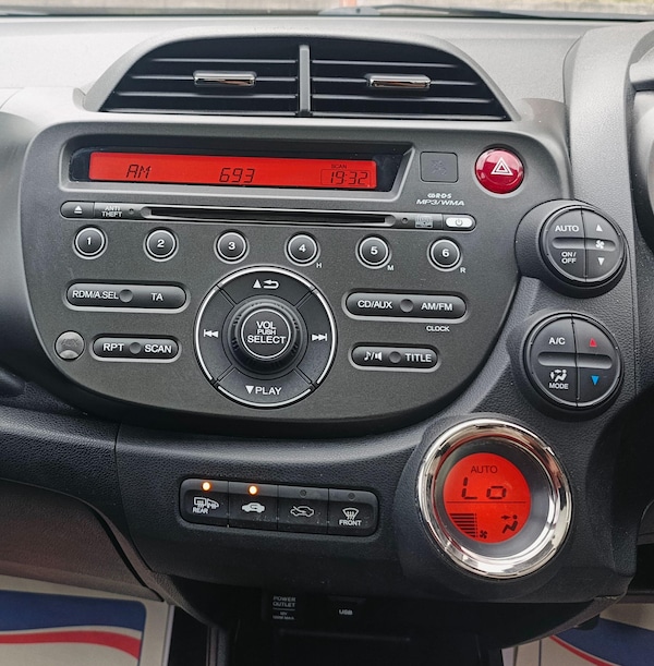 Used Honda Jazz 2011 for sale - 75646987: Photo 8
