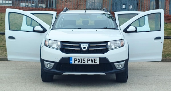 Used Dacia Sandero Stepway 2015 for sale - 75508462: Photo 15