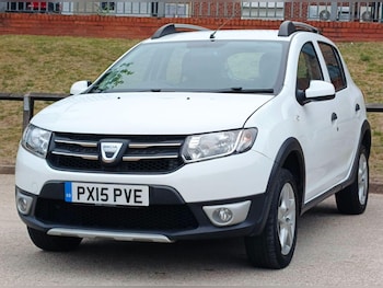 Used Dacia Sandero Stepway 2015 for sale - 75508462: Photo