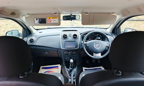 Used Dacia Sandero Stepway 2015 for sale - 75508462: Photo 9
